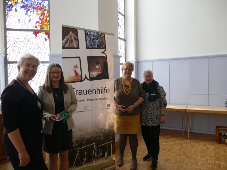 Birgit-Reiche-Mona-Kuntze-Susanne-Paul-Angelika-Waldheuer-v_l